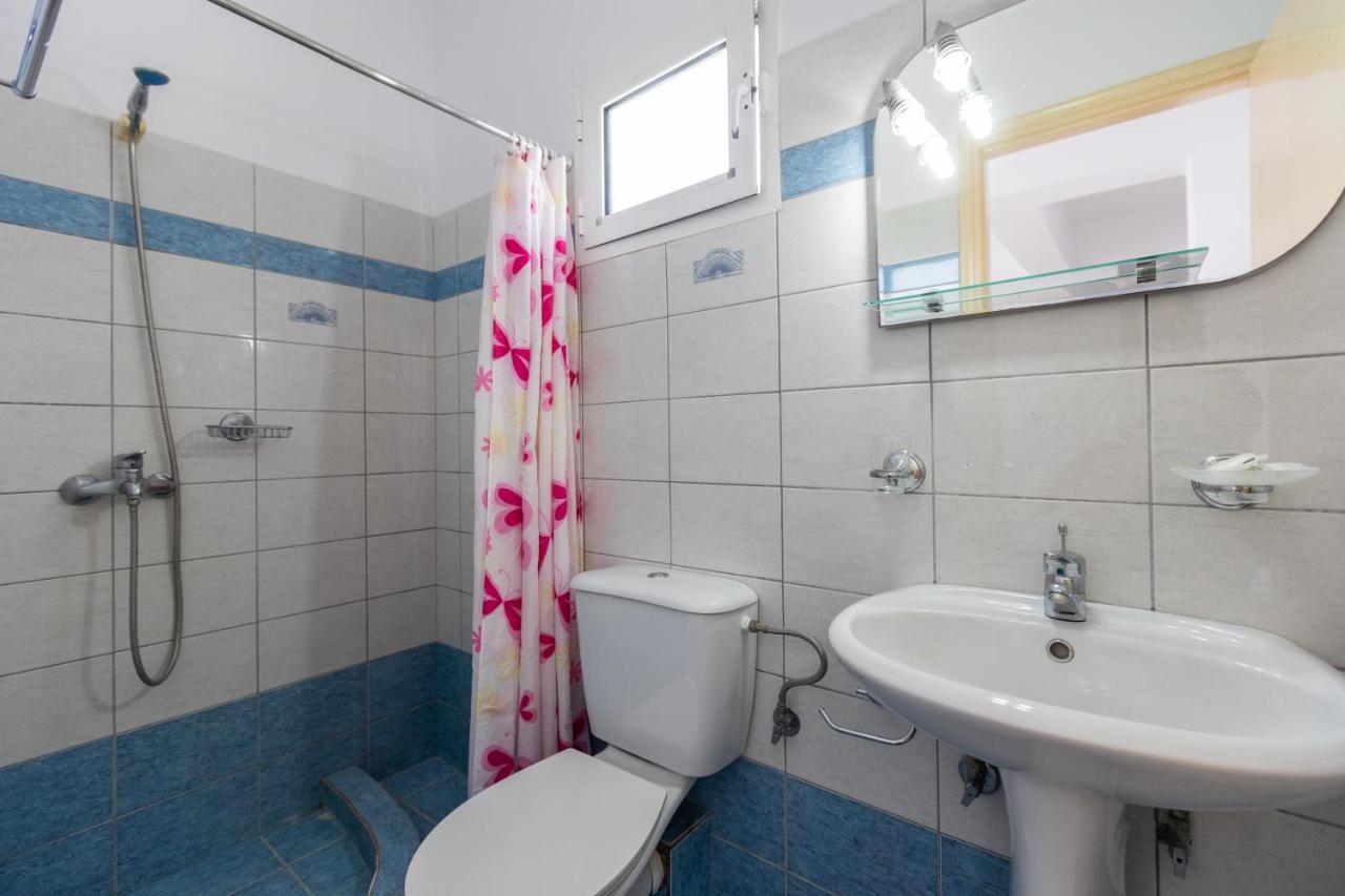 Alicia Studios Fársa Екстериор снимка